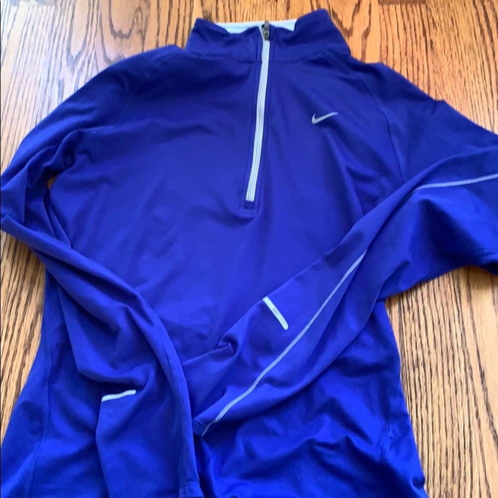 Nike pullover